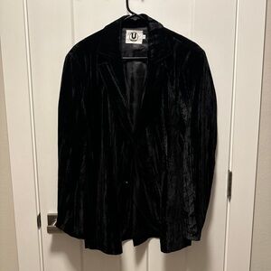 Black velvet blazers for women